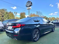 Cinza Usado 2020 BMW 520 Comfort Edition Sedan | € 35.750 (Preço justo)