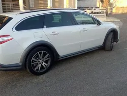 Branco Usado 2012 Peugeot 508 RXH Sedan | € 9.250 (Preço justo)