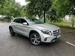 Cinza Usado 2017 Mercedes GLA220 Edition SUV | € 24.990