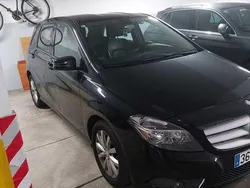 Usado 2013 Mercedes B180 Monovolume | € 18.000 (Preço elevado)