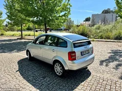 Cinza Usado 2002 Audi A2 Citadino | € 2.950