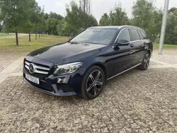 Azul Usado 2021 Mercedes C300e Carrinha | € 29.500