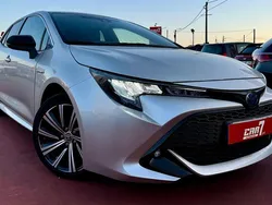 Cinza Usado 2021 Toyota Corolla Comfort Sedan | € 23.500 (Preço justo)