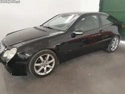 Preto Usado 2003 Mercedes C220 Coupé | € 5.950 (Bom preço)