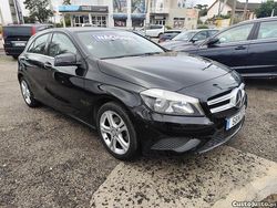 Preto Usado 2013 Mercedes A200 Style Citadino | € 16.900 (Preço justo)