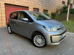 Cinzento Usado 2018 VW up! Citadino | € 9.990 (Preço justo)