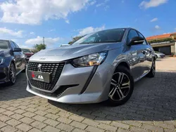 Cinzento Usado 2020 Peugeot 208 Active Citadino | € 12.900 (Preço justo)