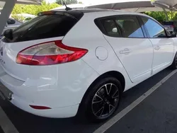 Branco Usado 2013 Renault Mégane III Citadino | € 5.500 (Preço justo)