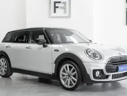 Cinza Usado 2020 Mini Cooper D Citadino | € 26.800