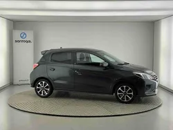 Cinzento Usado 2024 Mitsubishi Space Star | € 14.490 (Preço justo)