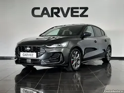 Cinza Usado 2022 Ford Focus ST-Line Citadino | € 19.900 (Preço justo)