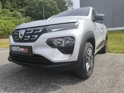 Cinzento Usado 2021 Dacia Spring Comfort Plus Citadino | € 11.000 (Preço justo)