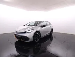 Cinzento Usado 2023 Cupra Born Citadino | € 32.950 (Preço justo)