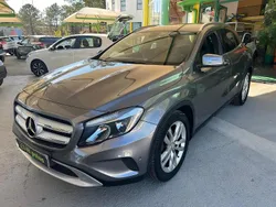Cinza Usado 2015 Mercedes GLA180 Style SUV | € 19.990 (Preço justo)