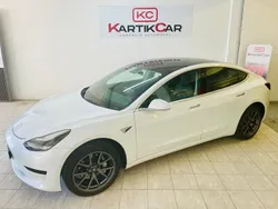 Branco Usado 2019 Tesla Model 3 Standard Range Sedan | € 17.999 (Super Preço)