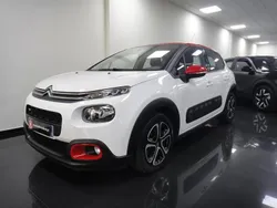 Branco Usado 2017 Citroën C3 PureTech Citadino | € 12.500 (Preço justo)
