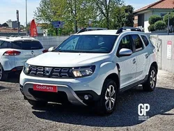 Branco Usado 2022 Dacia Duster Prestige SUV | € 16.400 (Bom preço)