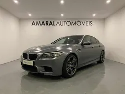 Cinza Usado 2011 BMW M5 Sedan | € 59.950