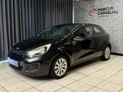 Preto Usado 2012 Kia Rio Citadino | € 5.990 (Bom preço)