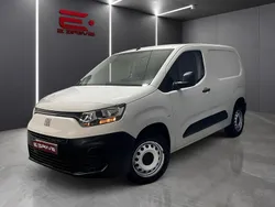 Branco Usado 2023 Fiat Doblò Easy Monovolume | € 17.480 (Preço justo)