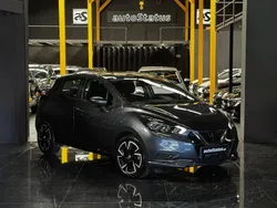 Cinzento Usado 2023 Nissan Micra Acenta Citadino | € 18.490 (Preço justo)