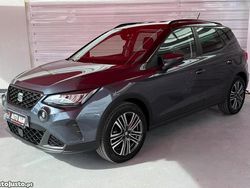 Cinza Usado 2023 Seat Arona Style SUV | € 19.750 (Preço elevado)