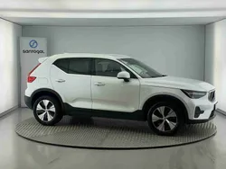 Branco Usado 2023 Volvo XC40 Core SUV | € 42.490 (Caro)