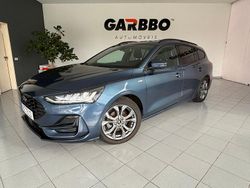 Azul Usado 2023 Ford Focus ST-Line Carrinha | € 20.950 (Preço justo)