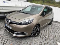 Outra Usado 2015 Renault Grand Scénic III Monovolume | € 12.750 (Caro)