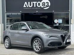 Cinza Usado 2017 Alfa Romeo Stelvio Super SUV | € 22.990 (Preço justo)