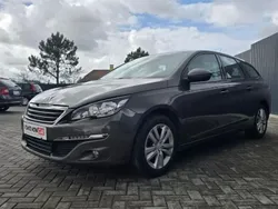 Castanho Usado 2015 Peugeot 308 Allure Carrinha | € 11.650 (Preço elevado)