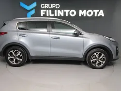 Cinza Usado 2020 Kia Sportage Urban SUV | € 22.490 (Preço justo)