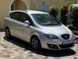 Cinza Usado 2014 Seat Altea XL Monovolume | € 12.500 (Caro)