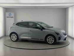 Cinzento Usado 2024 Renault Clio V Evolution | € 18.300 (Preço justo)