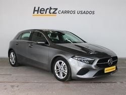 Cinza Usado 2023 Mercedes A200 Progressive Citadino | € 28.490 (Bom preço)