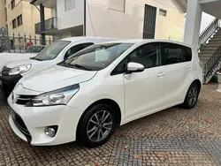 Branco Usado 2013 Toyota Verso Comfort Monovolume | € 12.900