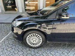 Usado 2008 Ford Focus Titanium Sedan | € 5.500 (Preço elevado)