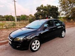 Preto Usado 2005 Ford Focus Citadino | € 2.960 (Bom preço)
