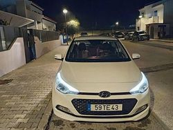 Usado 2017 Hyundai i20 Sedan | € 9.900 (Preço justo)