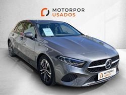 Cinza Usado 2024 Mercedes A180 Sedan | € 34.990 (Preço justo)