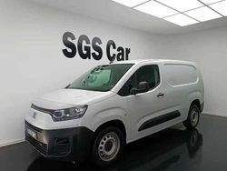 Branco Usado 2023 Fiat Doblò S Monovolume | € 18.600 (Preço justo)