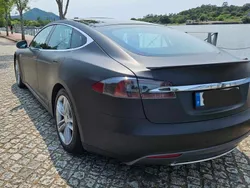 Preto Usado 2015 Tesla Model S Sedan | € 21.000