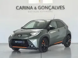 Verde escuro Usado 2023 Toyota Aygo Limited Citadino | € 16.750 (Preço justo)