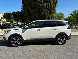 Branco Usado 2018 Peugeot 5008 Monovolume | € 20.490 (Preço justo)