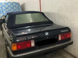 Azul Usado 1990 BMW 320 Cabrios | € 22.800