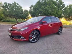 Branco Usado 2017 Toyota Auris Carrinha | € 9.850