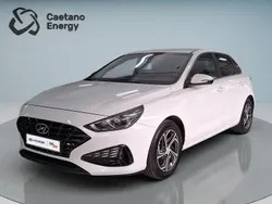 Atlas white Usado 2023 Hyundai i30 Style | € 20.550 (Preço justo)