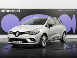 Cinza Usado 2021 Renault Clio V LIMITED Carrinha | € 13.990 (Preço justo)