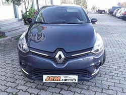 Cinza Usado 2017 Renault Clio IV LIMITED | € 11.490 (Preço justo)