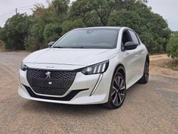 Branco Usado 2022 Peugeot 208 GT Citadino | € 17.490 (Caro)